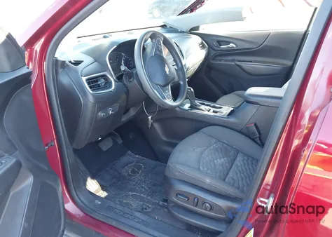 2021 Chevrolet Equinox Awd Lt z USA, uszkodzony, nr VIN 2GNAXUEV9M6102915